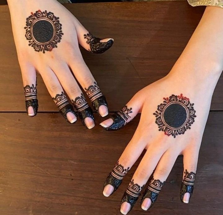 Simple Mehndi Design