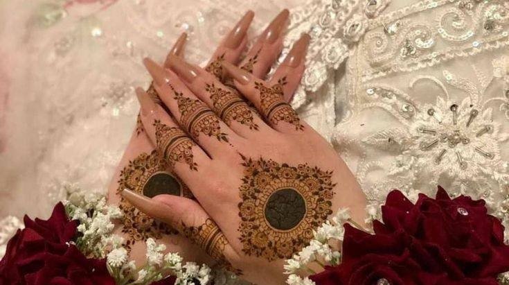 mehndi round design