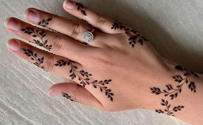 Top 10 Sawan Mehndi Design Photo Inspirations for a Gorgeous Look 1 sawan mehndi design photo,sawan mehndi design sawan mehndi design photo Top 10 Sawan Mehndi Design Photo Inspirations for a Gorgeous Look sawan mehndi design photo