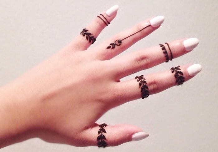 Top 10 Simple Mehndi Design Easy For Beginners and All Occasions 7 simple mehndi design easy,stylish back hand mehndi designs simple mehndi design easy Top 10 Simple Mehndi Design Easy For Beginners and All Occasions simple mehndi design easy
