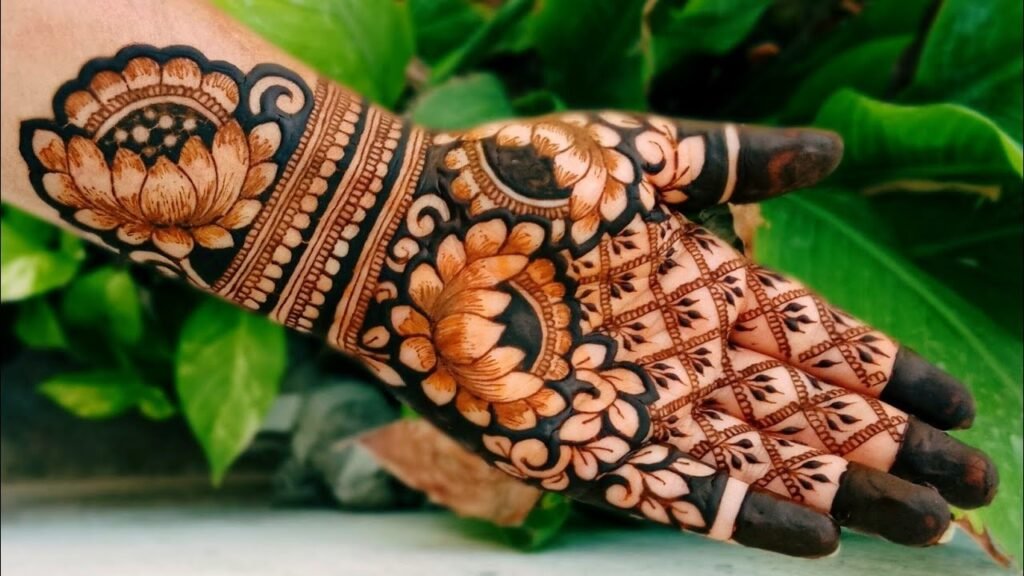Top 10 Flower Mehndi Design Front Hand 3 flower mehndi design front hand,flower flower stylish back hand mehndi design flower mehndi design front hand Top 10 Flower Mehndi Design Front Hand flower mehndi design front hand