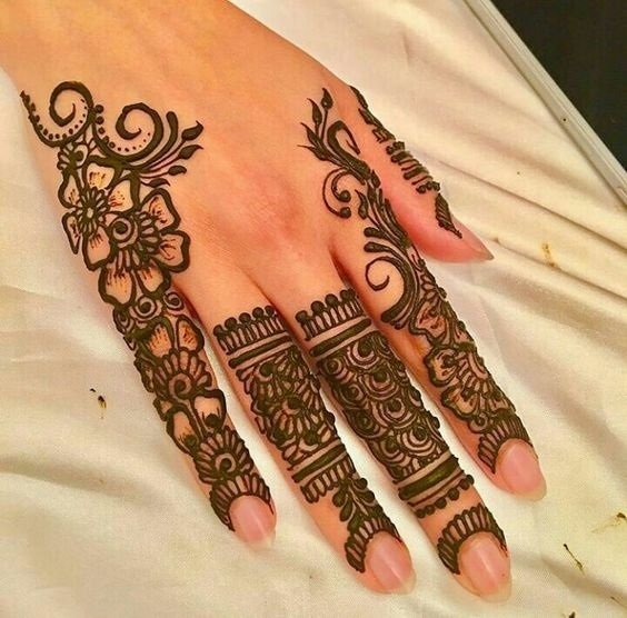 Top 10 Front Hand Simple Mehndi Design Aesthetic 5 front hand simple mehndi design aesthetic,front hand simple mehndi design,Simple mehndi designs for front hand,Elegant front hand mehndi patterns,Minimalistic mehndi design ideas front hand simple mehndi design aesthetic Top 10 Front Hand Simple Mehndi Design Aesthetic front hand simple mehndi design aesthetic