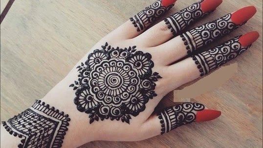 Top 10 Mehndi Design Round: Elegant Circular Patterns for Every Occasion 7 mehndi design round,mehndi design in circle mehndi design round Top 10 Mehndi Design Round: Elegant Circular Patterns for Every Occasion mehndi design round