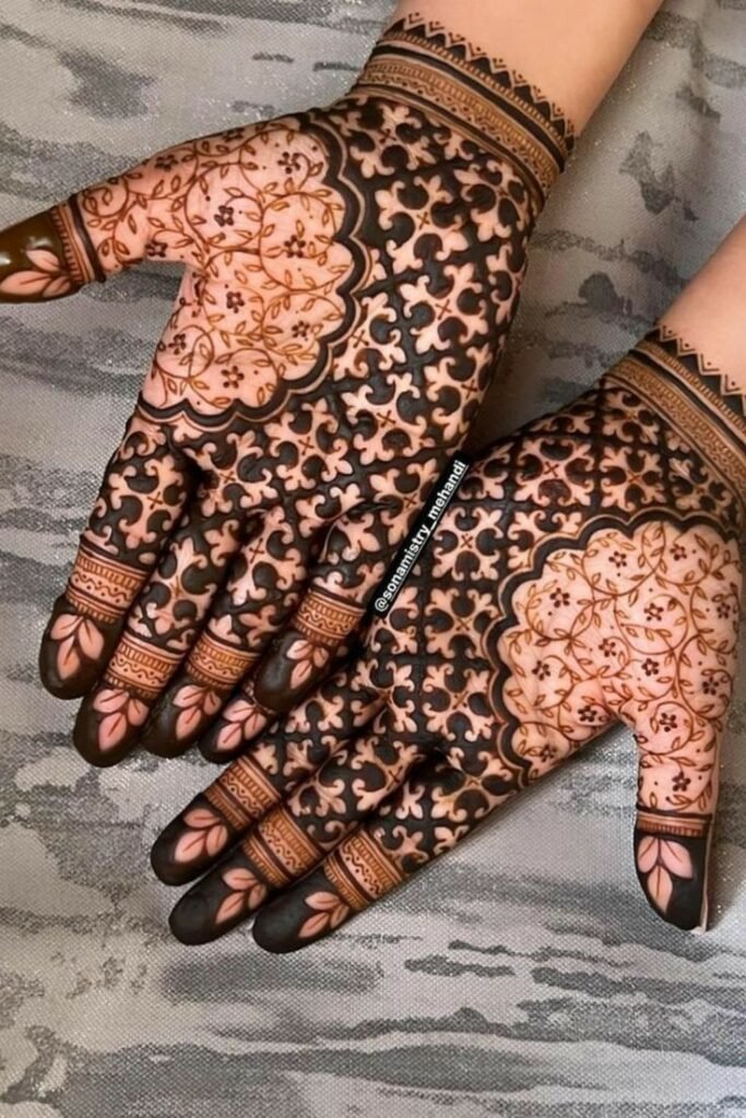 Top 10 Simple Back Checks Mehndi Design for a Stunning Look 8 simple back checks mehndi design simple back checks mehndi design Top 10 Simple Back Checks Mehndi Design for a Stunning Look simple back checks mehndi design
