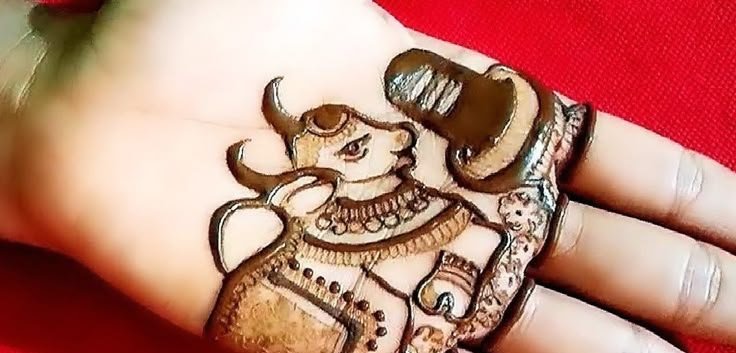 Top 10 Shiv Mehndi Designs: A Detailed Guide to Divine Henna Art 7 shiv mehndi design shiv mehndi design Top 10 Shiv Mehndi Designs: A Detailed Guide to Divine Henna Art shiv mehndi design