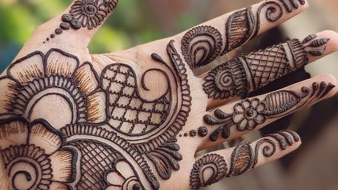 palm hand mehndi design