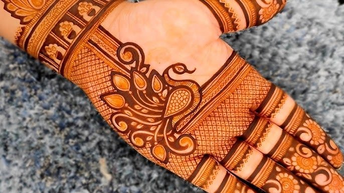 palm hand mehndi design