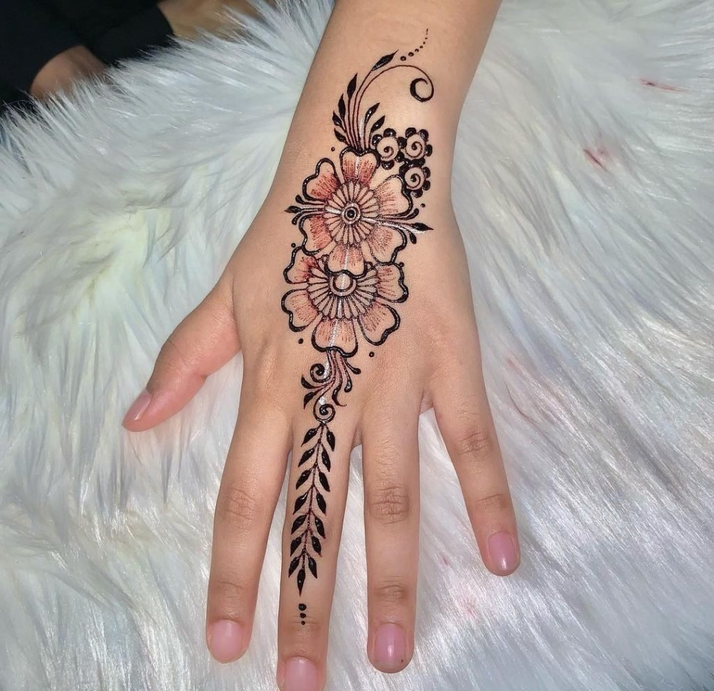 Top 10 Mehndi Design Back Hand Easy – Stunning Yet Simple Designs to Try 1 mehndi design back hand easy,mehndi design simple back hand,simple mehndi design back hand easy,stylish mehndi design back hand easy,bridal mehndi design back hand easy mehndi design back hand easy Top 10 Mehndi Design Back Hand Easy – Stunning Yet Simple Designs to Try mehndi design back hand easy