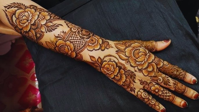 Top 10 Kids Mehndi Design Easy – Simple and Cute Mehndi Ideas for Children 1 kids mehndi design easy,cute mehndi design for kids kids mehndi design easy Top 10 Kids Mehndi Design Easy – Simple and Cute Mehndi Ideas for Children kids mehndi design easy
