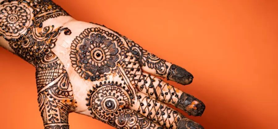Top 10 Pakistani Mehndi Design Front Hand – Elegance Redefined for Every Occasion 4 pakistani mehndi design front hand,pakistani mehndi design back hand pakistani mehndi design front hand Top 10 Pakistani Mehndi Design Front Hand – Elegance Redefined for Every Occasion pakistani mehndi design front hand