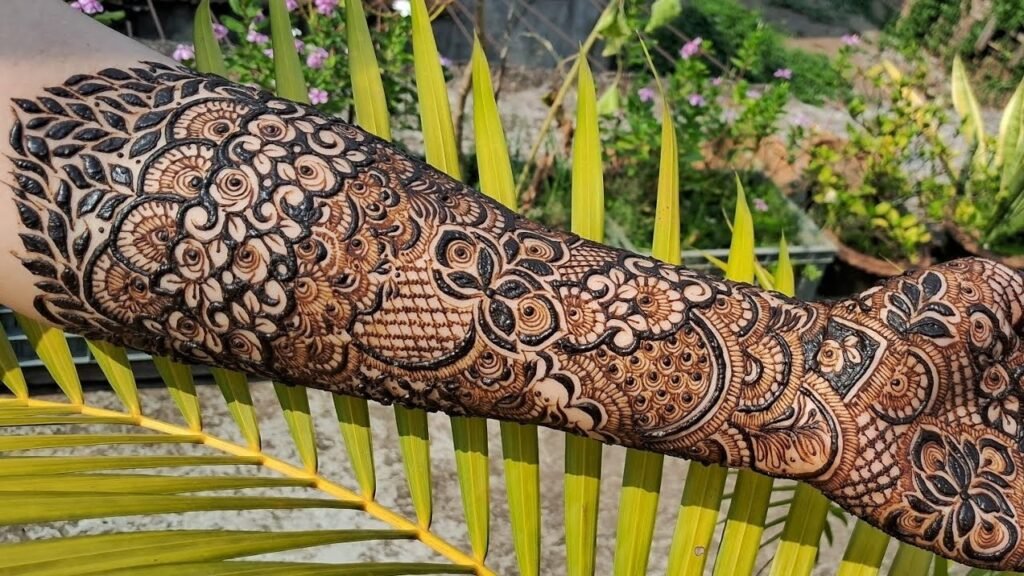 Top 10 Mehndi Design Dubai Pattern: A Beautiful Fusion of Elegance and Art 7 mehndi design dubai pattern,dubai mehndi design back hand mehndi design dubai pattern Top 10 Mehndi Design Dubai Pattern: A Beautiful Fusion of Elegance and Art mehndi design dubai pattern