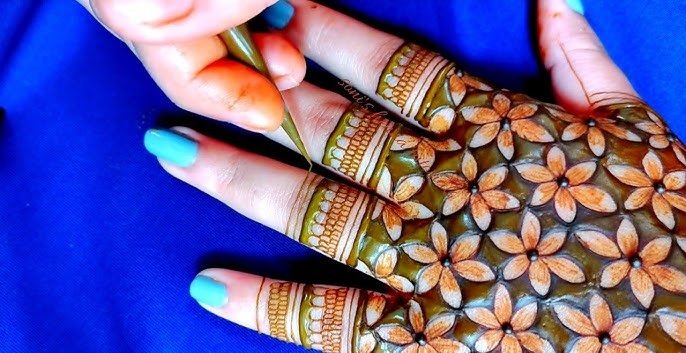 Top 10 Checks Mehndi Design: A Beautiful Fusion of Geometry and Tradition 1 checks mehndi design,grid mehndi design,net mehndi pattern,square mehndi design,chessboard mehndi design checks mehndi design Top 10 Checks Mehndi Design: A Beautiful Fusion of Geometry and Tradition checks mehndi design