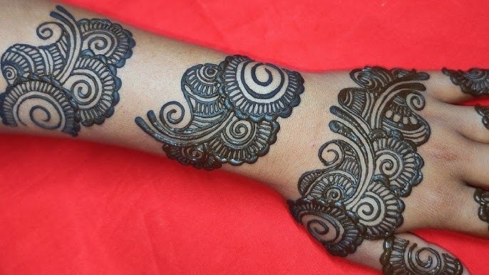 Top 10 Round Shape Back Hand Mehndi Flower Designs 8 round shape back hand mehndi flower design,circle mehndi design back hand round shape back hand mehndi flower design Top 10 Round Shape Back Hand Mehndi Flower Designs round shape back hand mehndi flower design