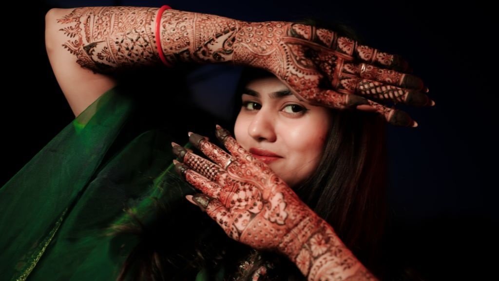 Top 10 Couple Name Mehndi Design: A Romantic Fusion of Art and Love 3 couple name mehndi design,romantic name mehndi design,bridal couple mehndi design,love name mehndi design,name mehndi design for engagement couple name mehndi design Top 10 Couple Name Mehndi Design: A Romantic Fusion of Art and Love couple name mehndi design