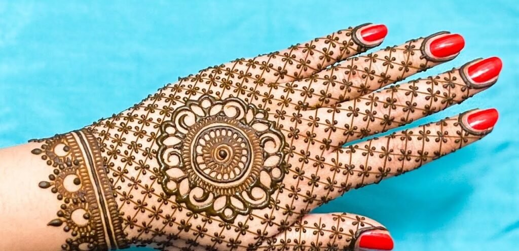 Top 10 Small Back Hand Mehndi Design Simple and Easy 10 small back hand mehndi design simple and easy,short mehndi designs for front hand small back hand mehndi design simple and easy Top 10 Small Back Hand Mehndi Design Simple and Easy small back hand mehndi design simple and easy
