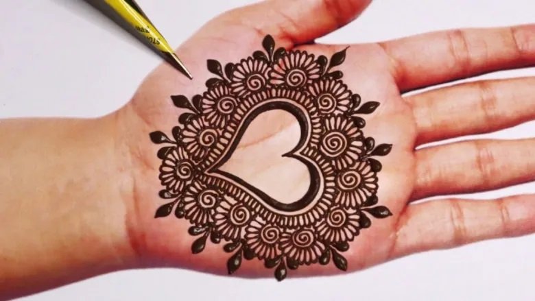 Top 10 Mehndi Design Girl Photo Simple – Elegant & Easy Styles for Every Occasion 6 mehndi design girl photo simple,girls mehndi design mehndi design girl photo simple Top 10 Mehndi Design Girl Photo Simple – Elegant & Easy Styles for Every Occasion mehndi design girl photo simple