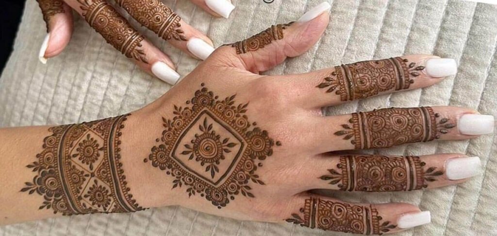 Top 10 Mehndi Simple Design Front Hand – Elegant and Easy Patterns for Every Occasion 4 mehndi simple design front hand,front hand simple mehndi design mehndi simple design front hand Top 10 Mehndi Simple Design Front Hand – Elegant and Easy Patterns for Every Occasion mehndi simple design front hand