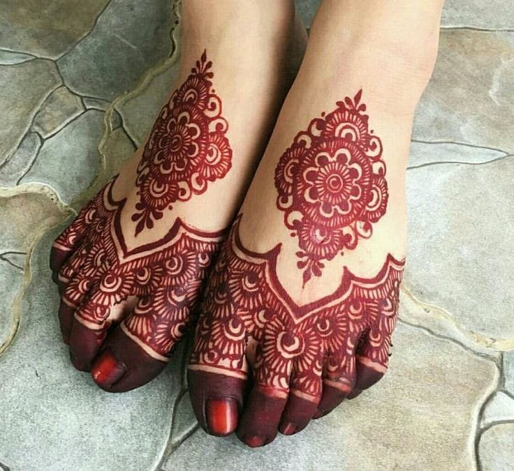 Top 10 Legs Mehndi Design: Stunning Styles for Every Occasion 5 legs mehndi design,mehndi design leg legs mehndi design Top 10 Legs Mehndi Design: Stunning Styles for Every Occasion legs mehndi design