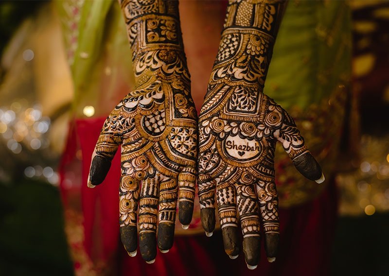 Top 10 Dark Mehndi Design: Bold and Beautiful Patterns for Every Occasion 1 dark mehndi design,Simple dark mehndi design,Latest dark mehndi design,Dark mehndi design for front hand,Dark mehndi design for back hand dark mehndi design Top 10 Dark Mehndi Design: Bold and Beautiful Patterns for Every Occasion dark mehndi design