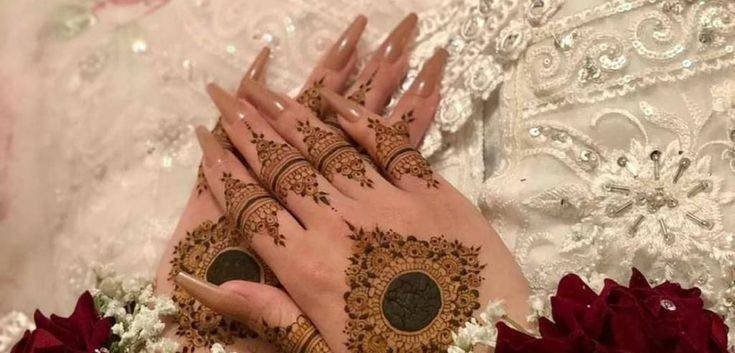 round shape mehndi design