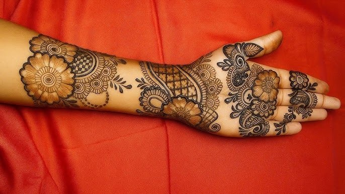 henna simple mehndi design back hand