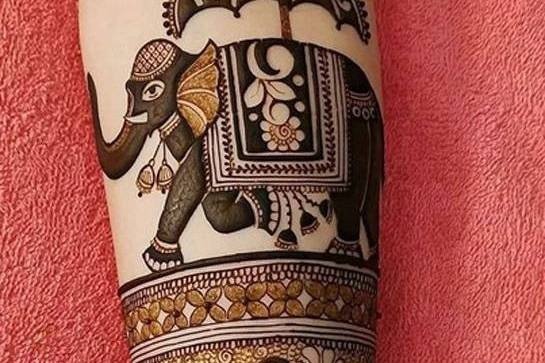 simple cute baby mehndi design